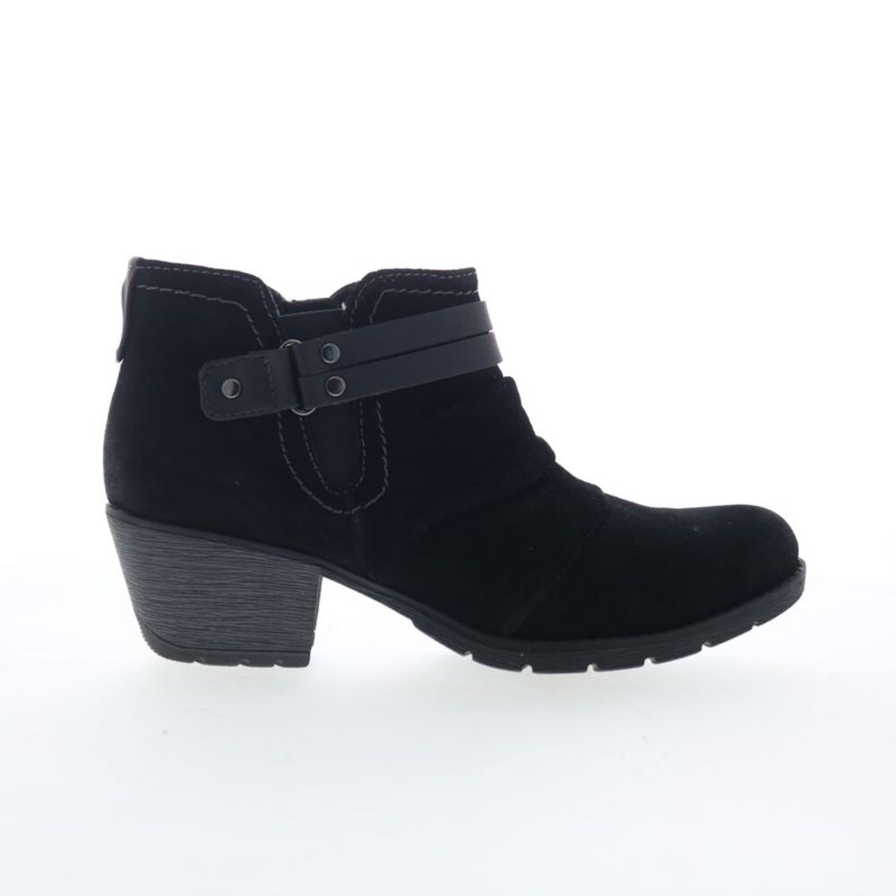 Earth Origins Womens Johanna 2 Black Boots (NWT)